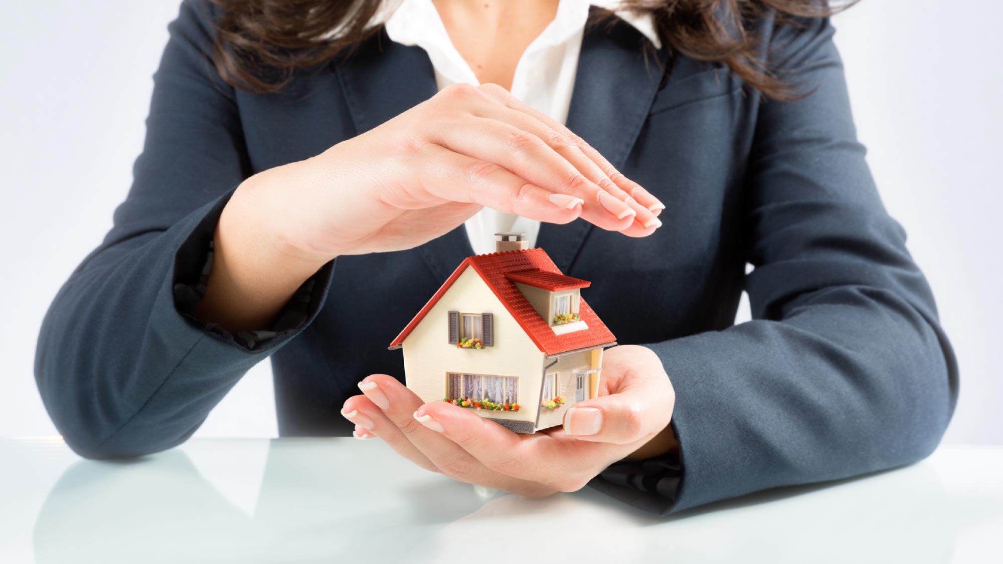 zasilacz-awaryjny-kemot-prosinus-500-lfp4-przetwornica-z-czystym-przebiegiem-sinusoidalnym-i-funkcja-ladowania-12v-230v-500va-300w-e8f38df71e9d41ed88e86f2309c30a14-ab1f539d